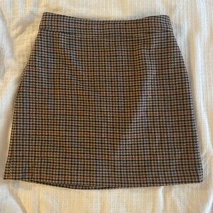 J Crew Wool Blend Mini Skirt in Houndstooth